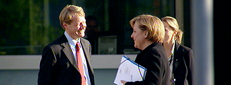 Merkel und Pressesprecher Walter