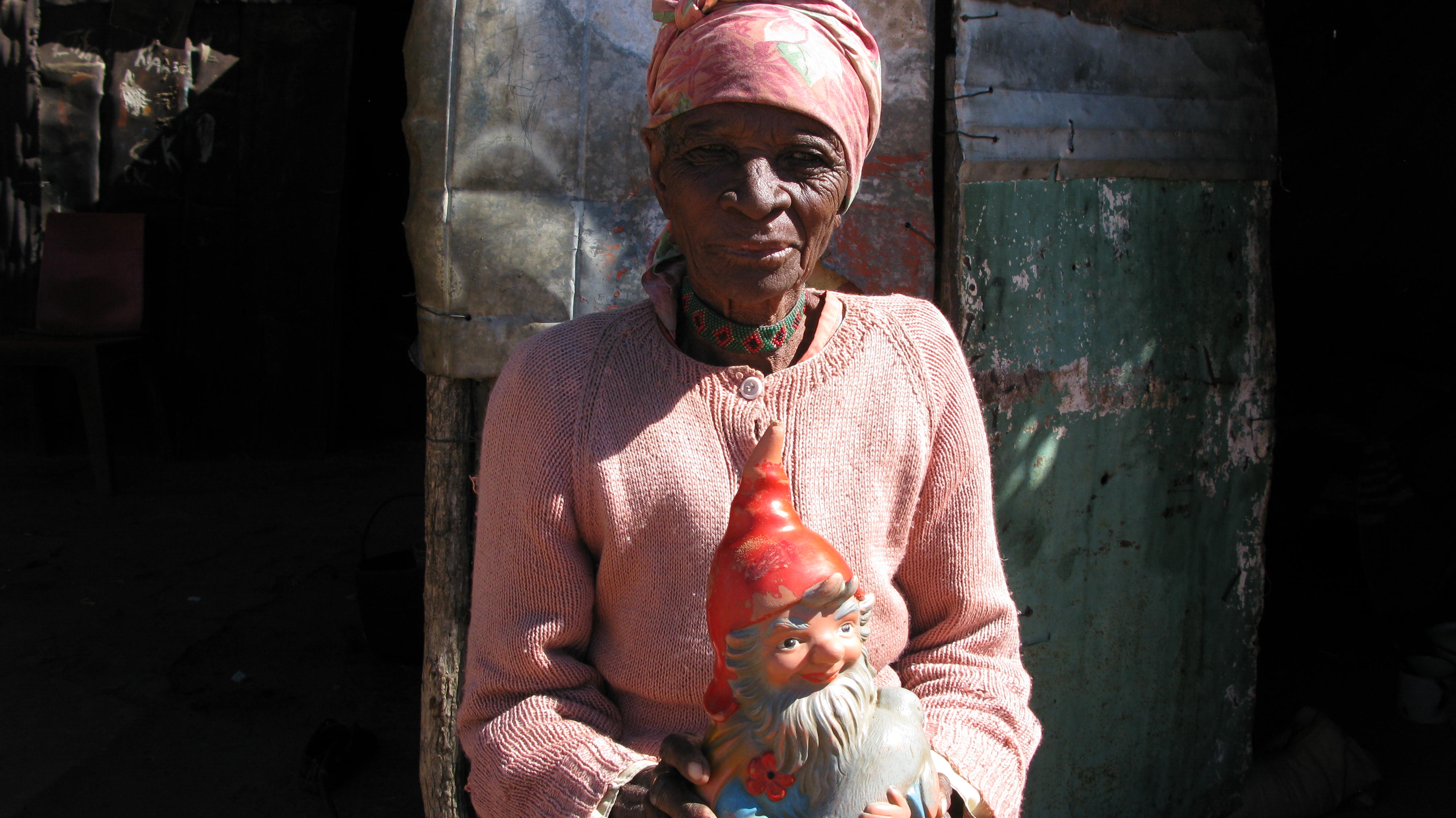 Otjivero-Omitara in Namibia ist ein armes Wellblechhüttendorf